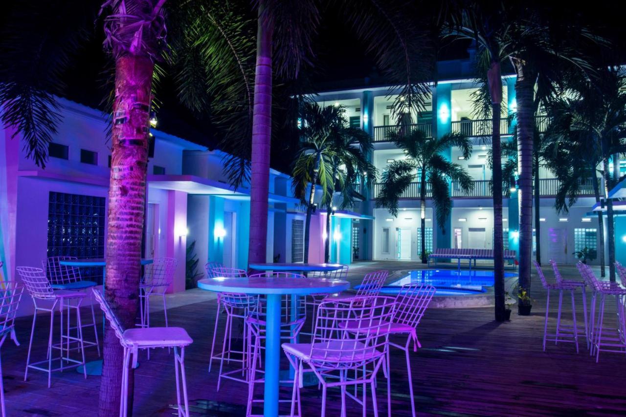 Hostel Mad Monkey Kuta  Exterior foto