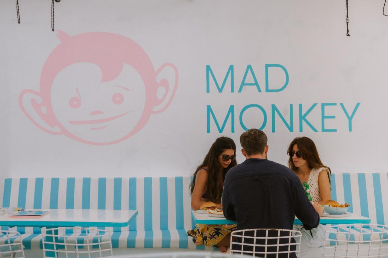 Hostel Mad Monkey Kuta  Exterior foto